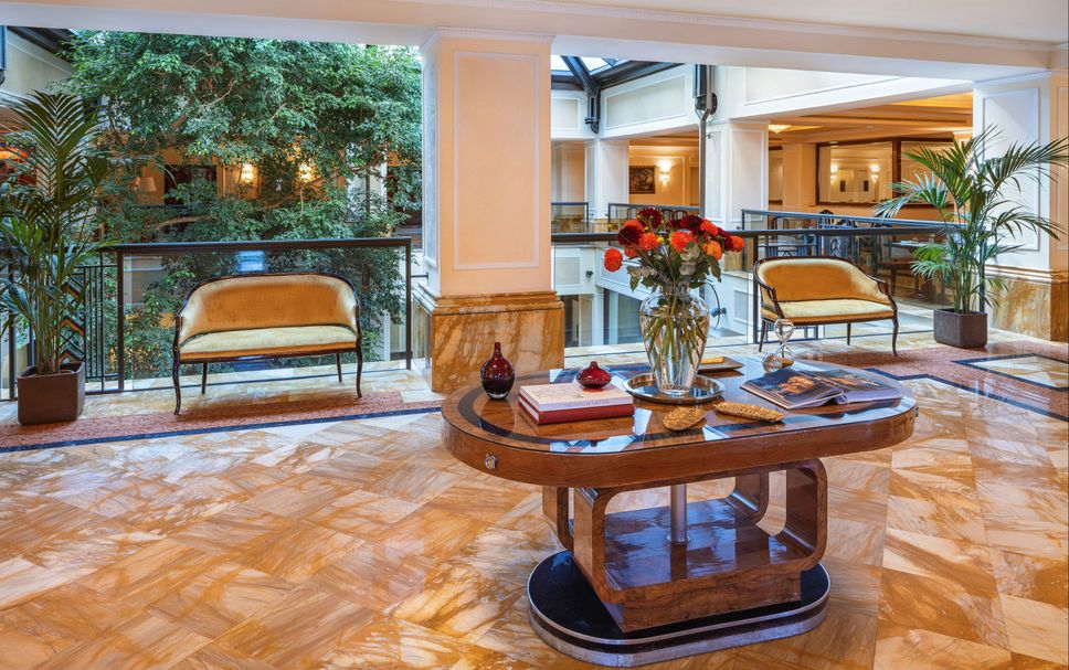 ล็อบบี้ รูปภาพ