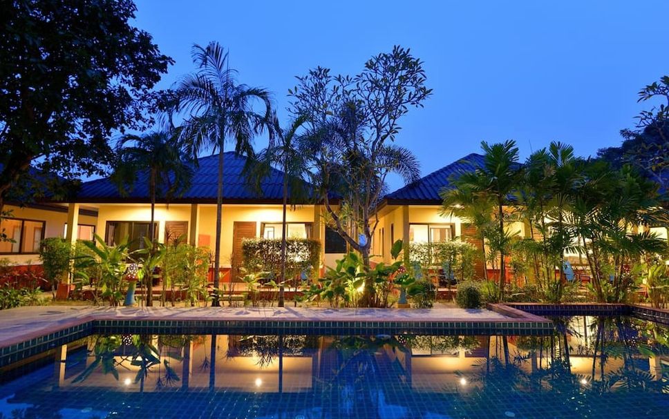 สระว่ายน้ำ รูปภาพ