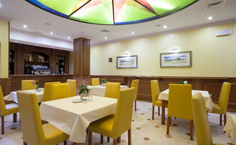 ร้านอาหาร รูปภาพ
