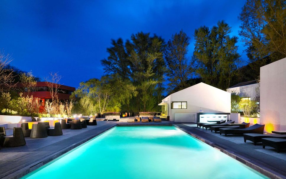 สระว่ายน้ำ รูปภาพ