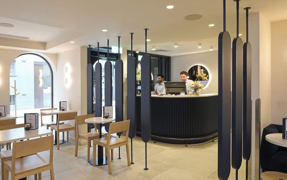 แผนกต้อนรับส่วนหน้า รูปภาพ