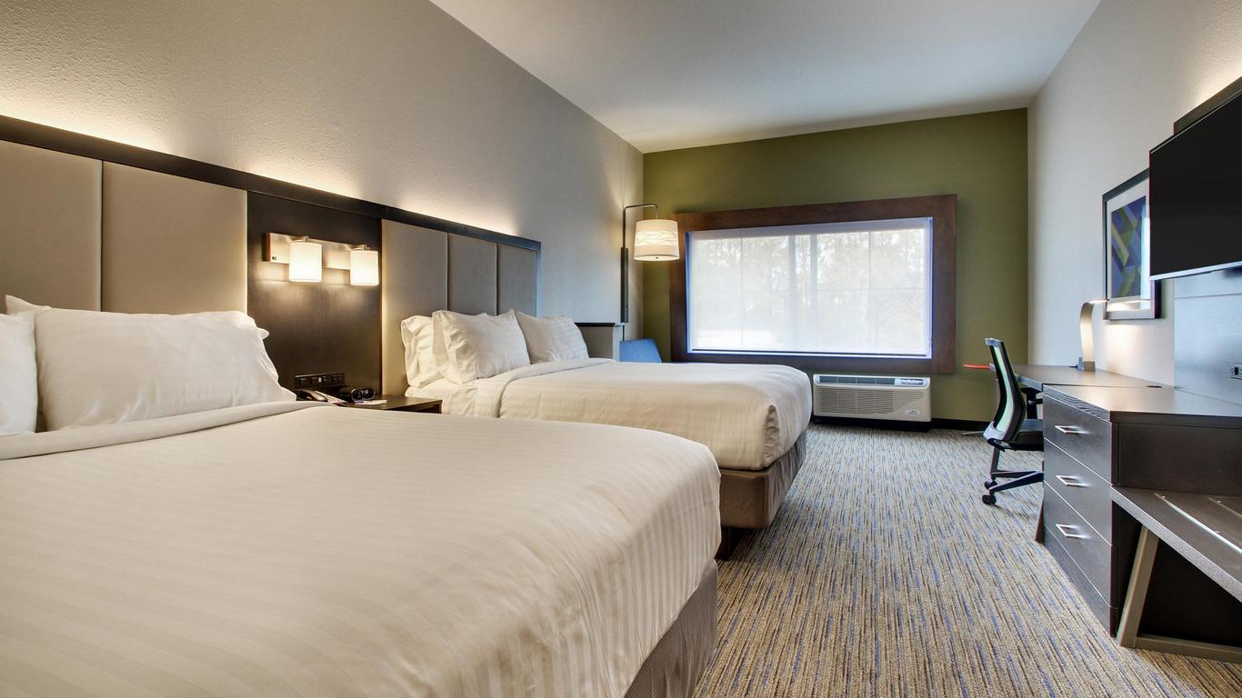 ฮอลิเดย์อินน์เอ็กซ์เพรสแอนด์สวีทส์ ชาร์ลสตัน นอร์ทอีสต์ เมาท์เพลแซนท์ ยูเอส17 - เครือโรงแรมไอเอชจี