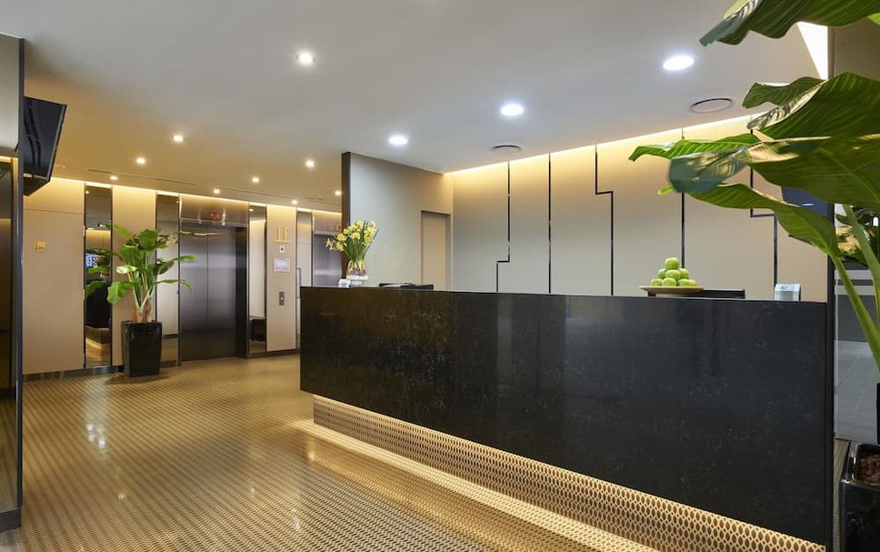 แผนกต้อนรับส่วนหน้า รูปภาพ