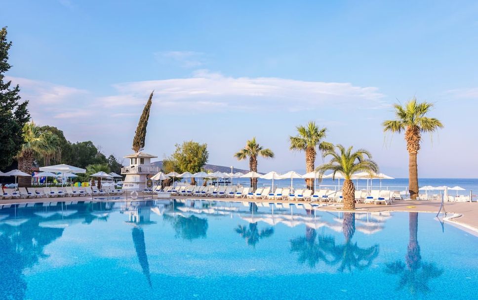 สระว่ายน้ำ รูปภาพ