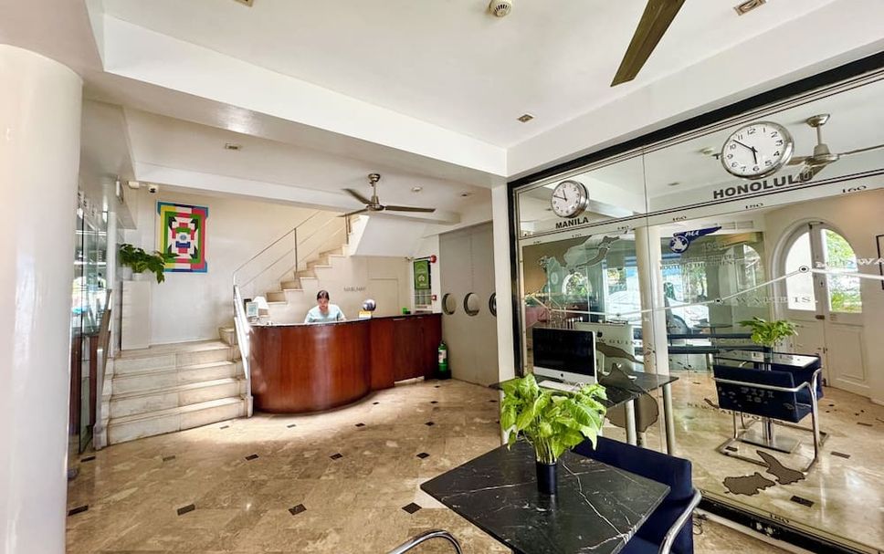 แผนกต้อนรับส่วนหน้า รูปภาพ