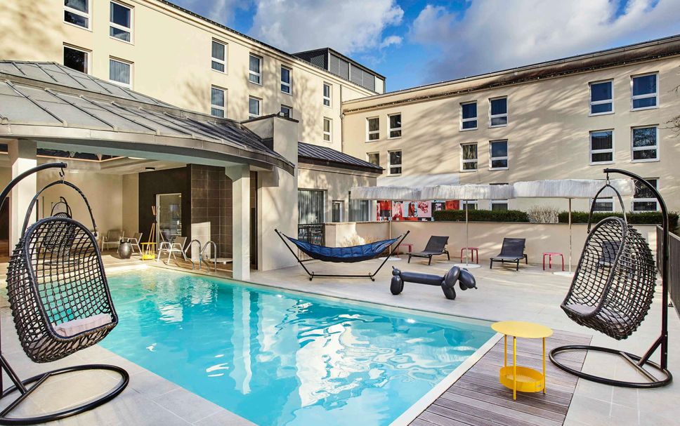 สระว่ายน้ำ รูปภาพ