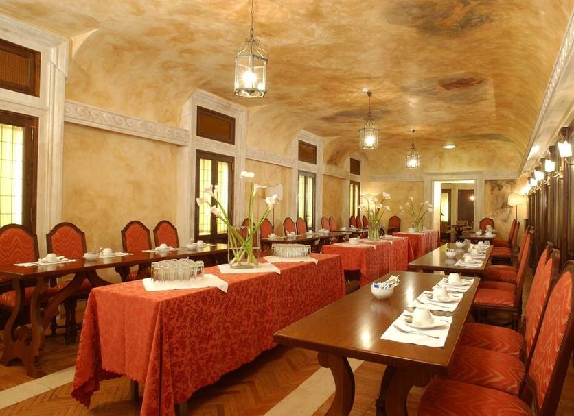 ร้านอาหาร รูปภาพ