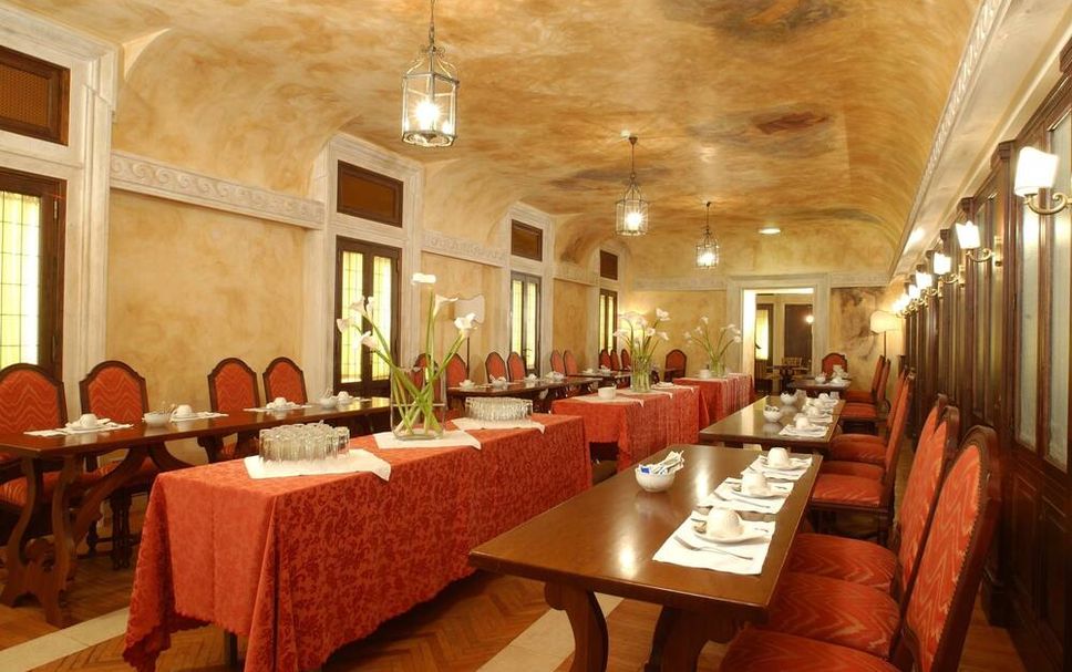 ร้านอาหาร รูปภาพ
