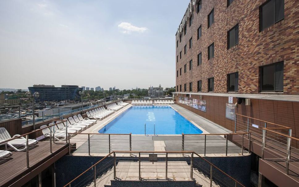 สระว่ายน้ำ รูปภาพ