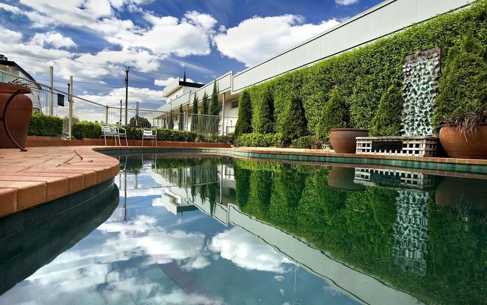 สระว่ายน้ำ รูปภาพ