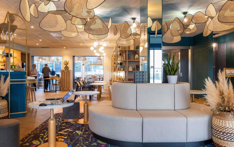 ล็อบบี้ รูปภาพ