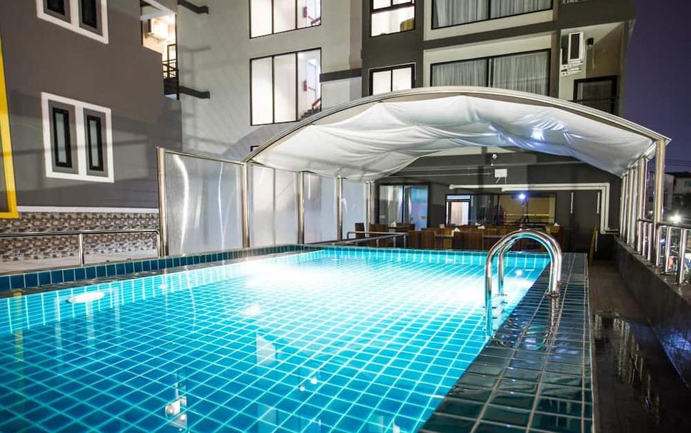 สระว่ายน้ำ รูปภาพ