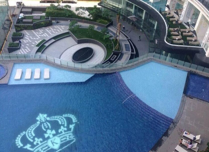 สระว่ายน้ำ รูปภาพ