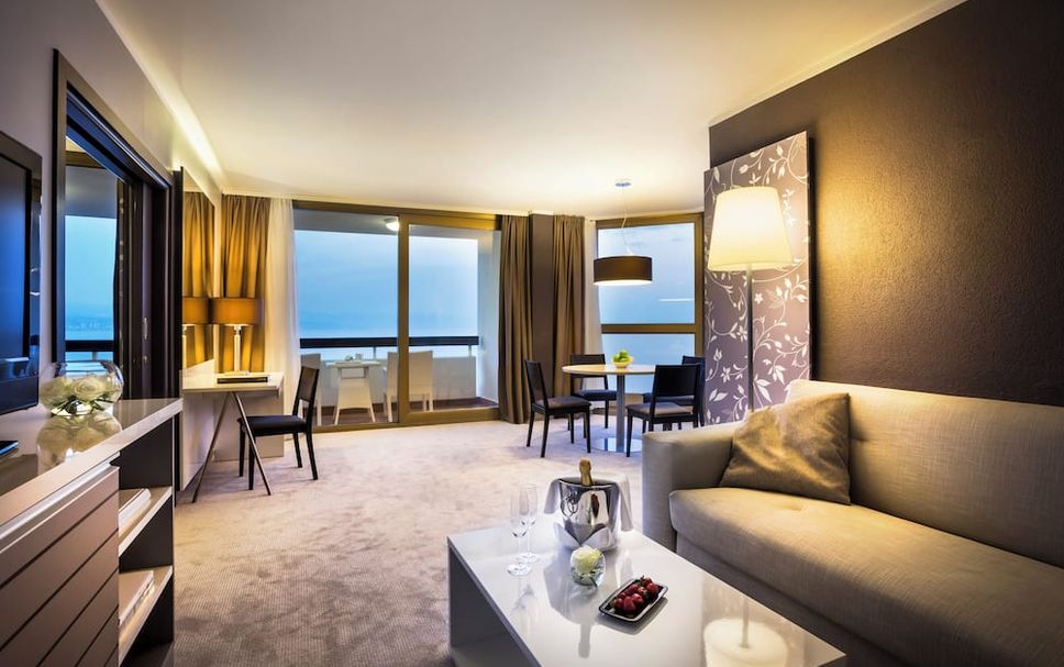 ห้องนั่งเล่น รูปภาพ