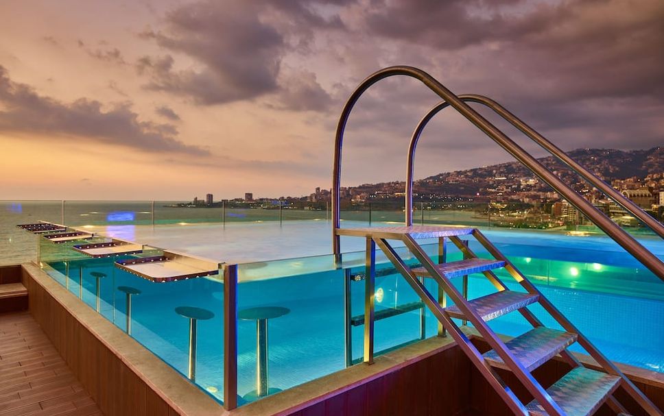 สระว่ายน้ำ รูปภาพ