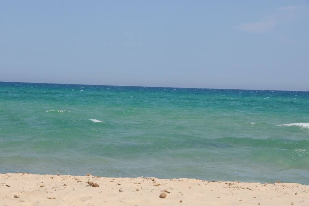 ชายหาด
