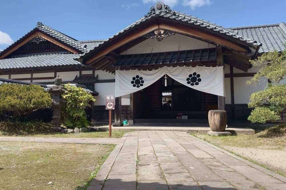 อาคาร