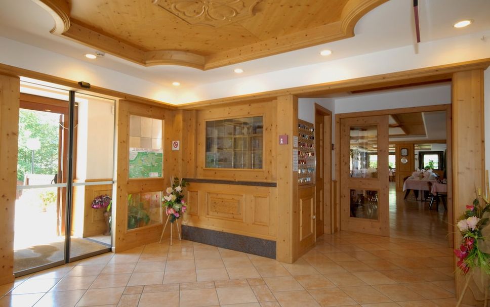 ล็อบบี้ รูปภาพ