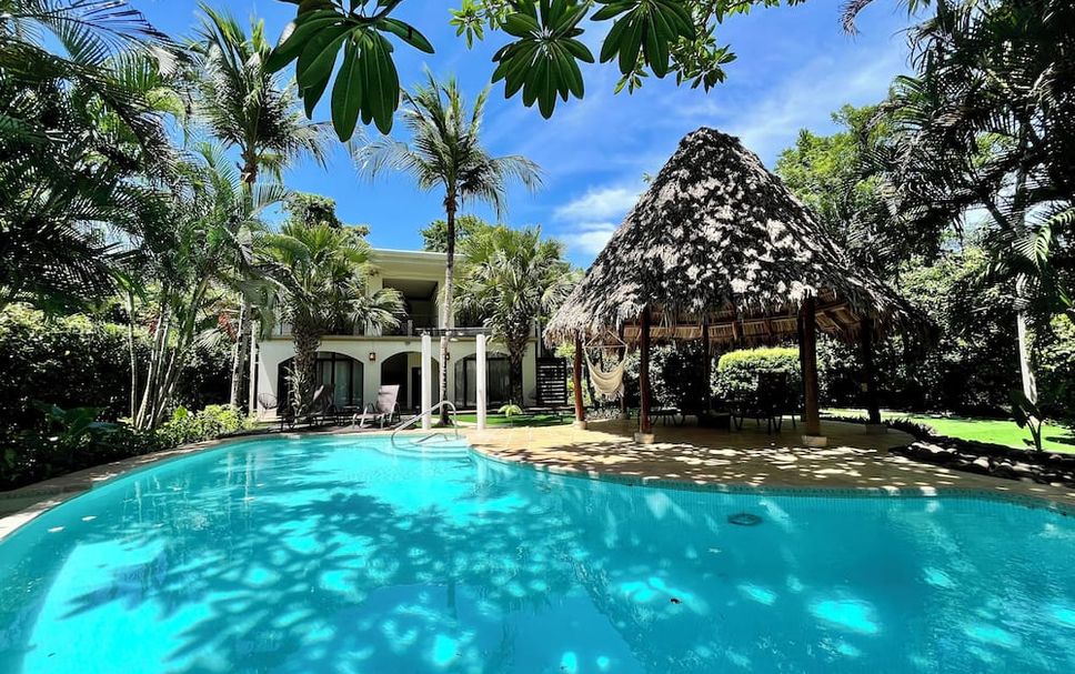 สระว่ายน้ำ รูปภาพ