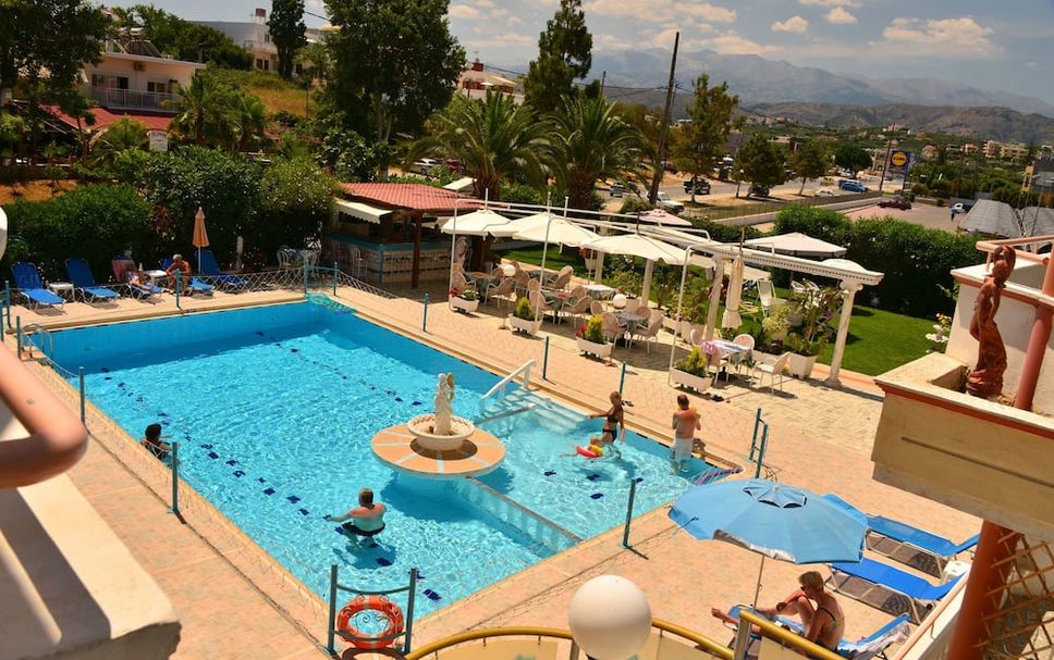 สระว่ายน้ำ รูปภาพ