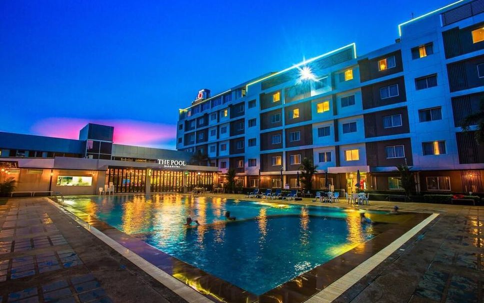 สระว่ายน้ำ รูปภาพ