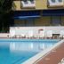 สระว่ายน้ำ