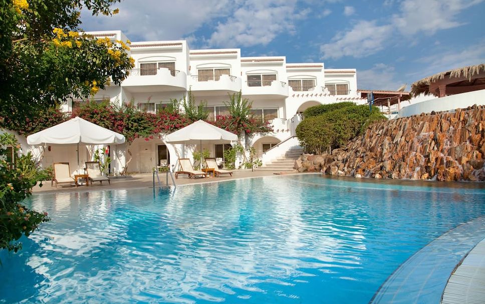 สระว่ายน้ำ รูปภาพ