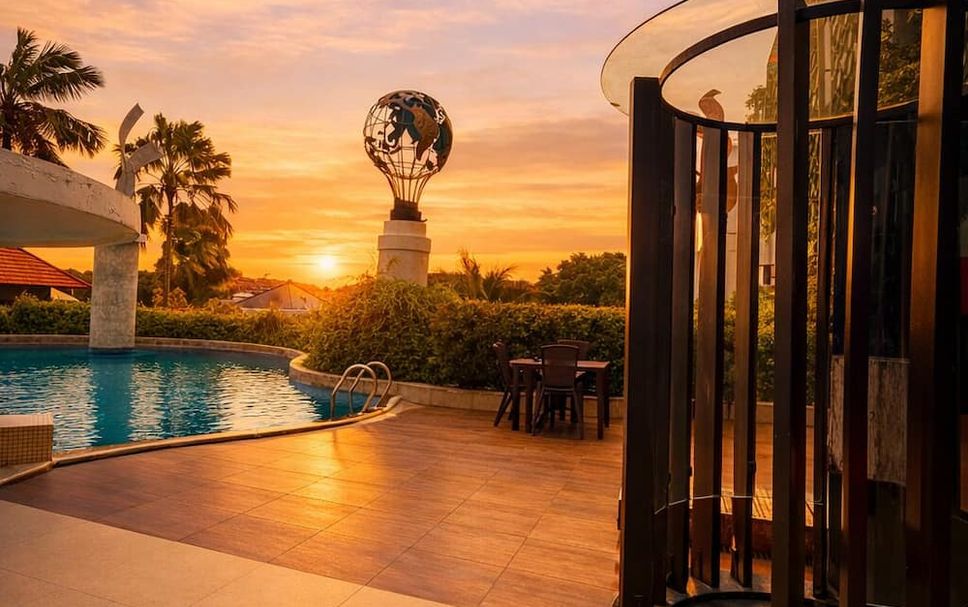 สระว่ายน้ำ รูปภาพ