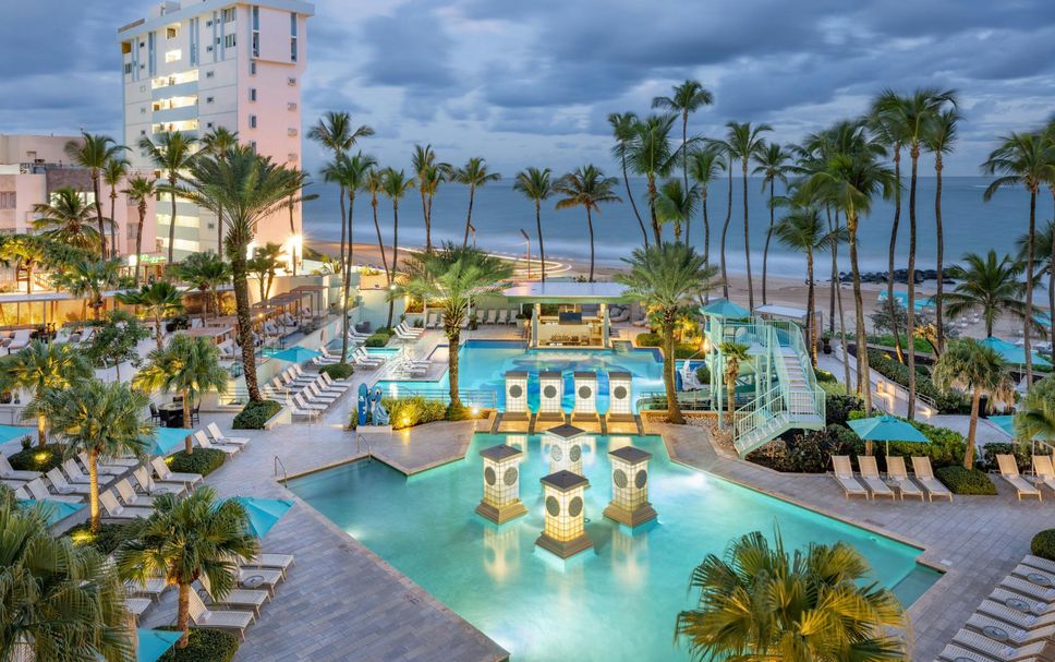 สระว่ายน้ำ รูปภาพ