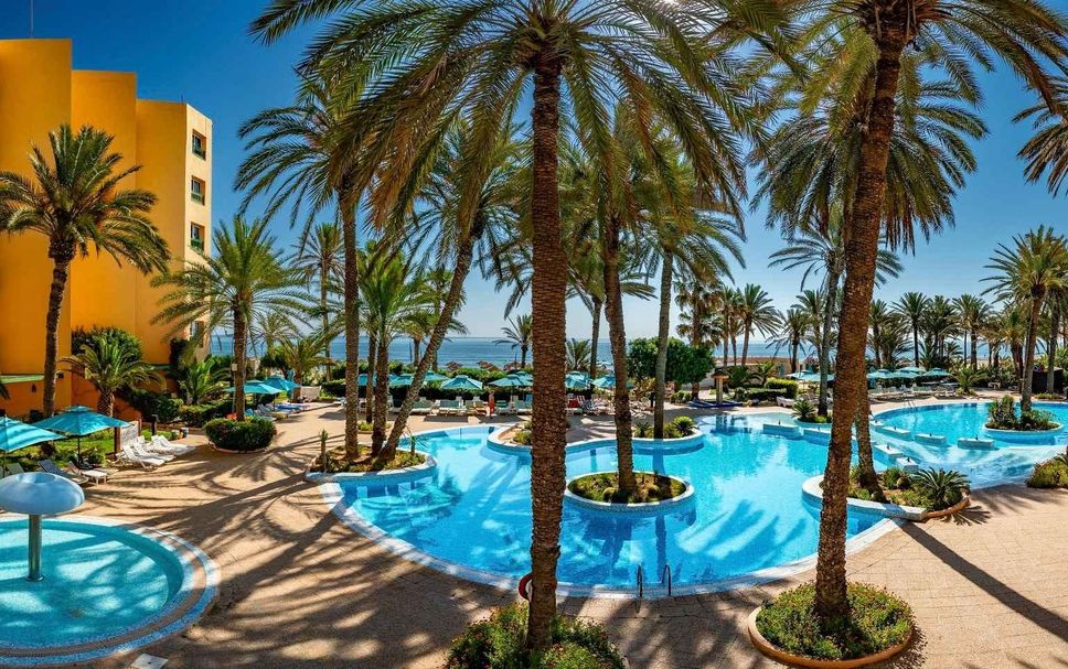 สระว่ายน้ำ รูปภาพ