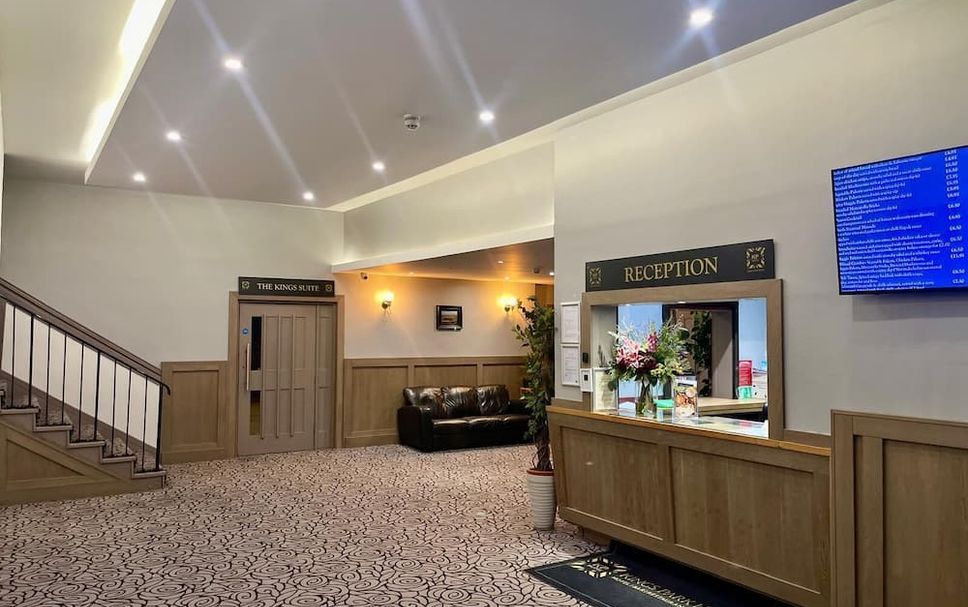 แผนกต้อนรับส่วนหน้า รูปภาพ