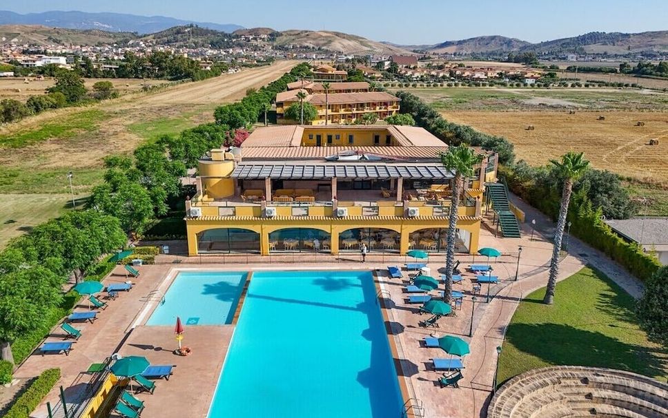 สระว่ายน้ำ รูปภาพ