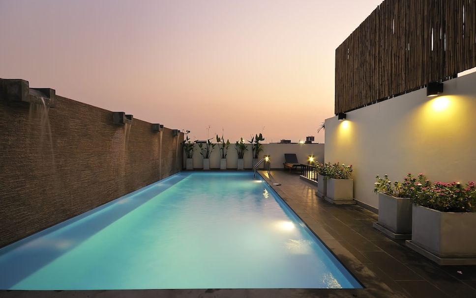 สระว่ายน้ำ รูปภาพ