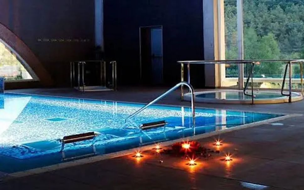 สระว่ายน้ำ รูปภาพ