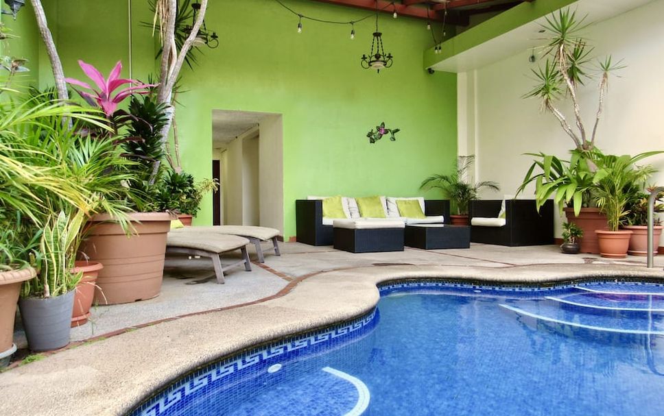 สระว่ายน้ำ รูปภาพ