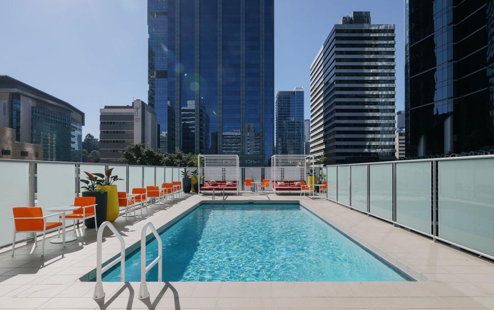 สระว่ายน้ำ รูปภาพ