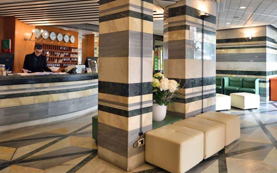 ล็อบบี้ รูปภาพ