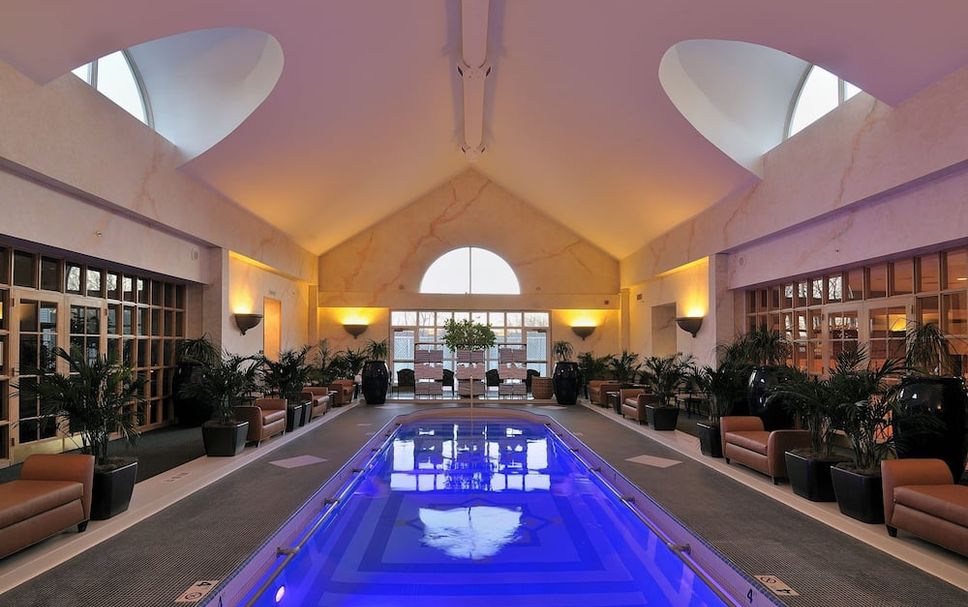 สระว่ายน้ำ รูปภาพ