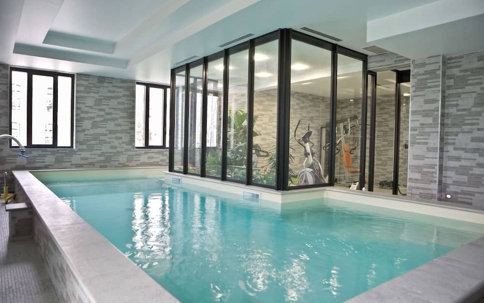 สระว่ายน้ำ รูปภาพ