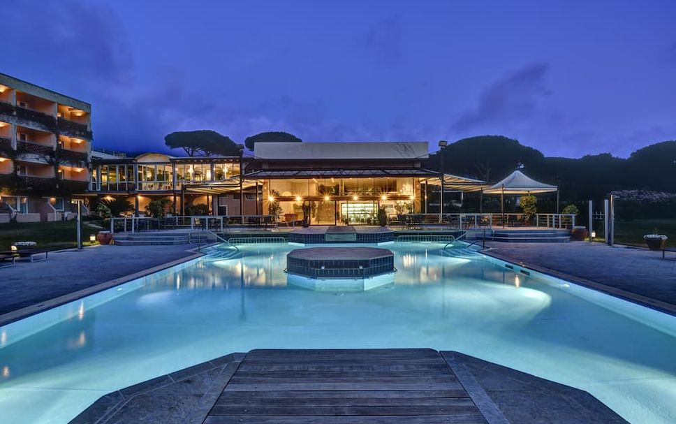 สระว่ายน้ำ รูปภาพ