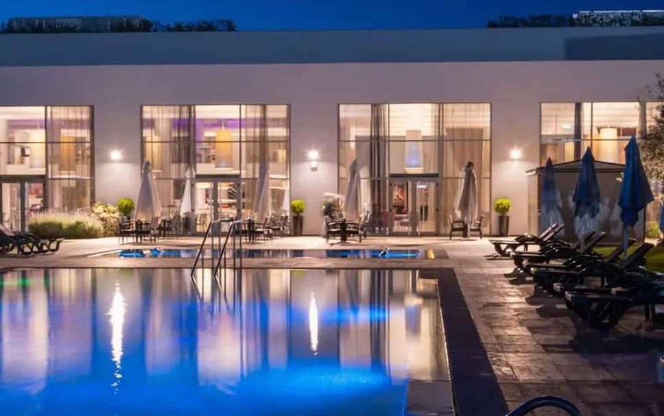 สระว่ายน้ำ รูปภาพ