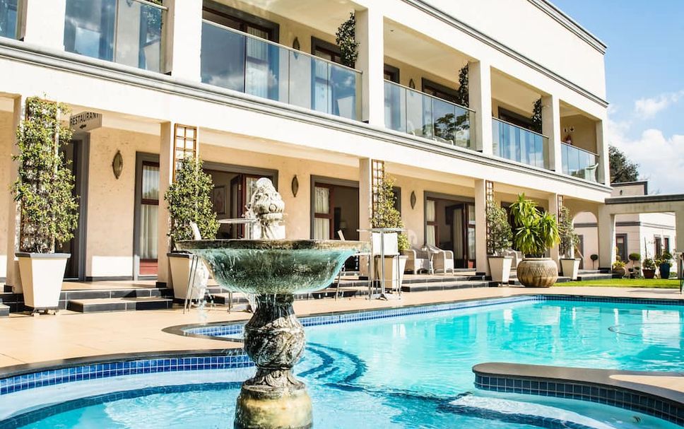 สระว่ายน้ำ รูปภาพ