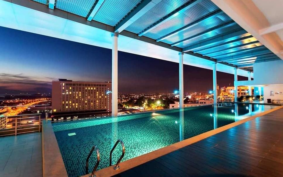 สระว่ายน้ำ รูปภาพ