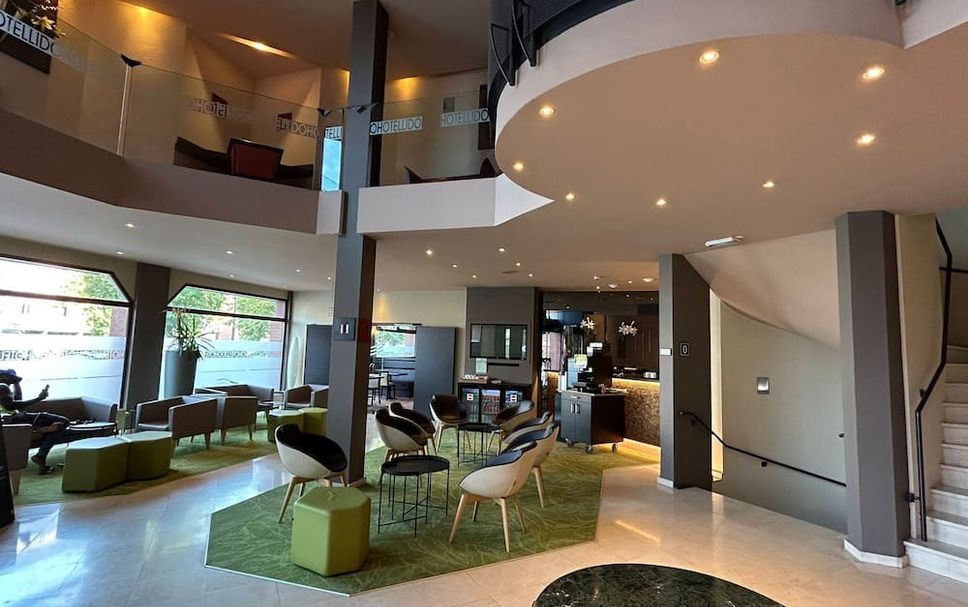 ล็อบบี้ รูปภาพ