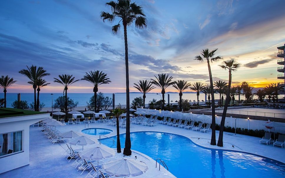 สระว่ายน้ำ รูปภาพ