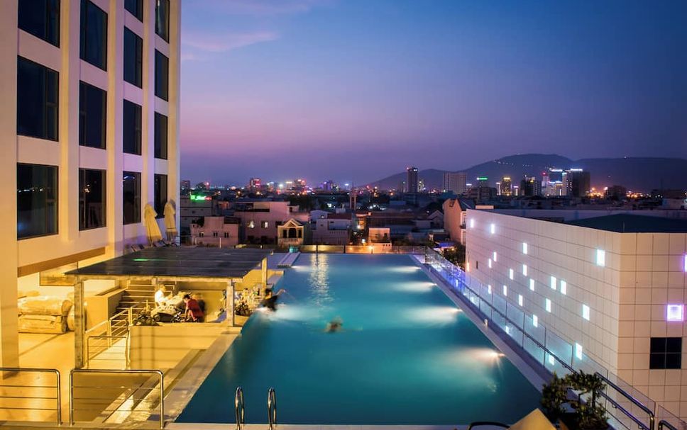 สระว่ายน้ำ รูปภาพ