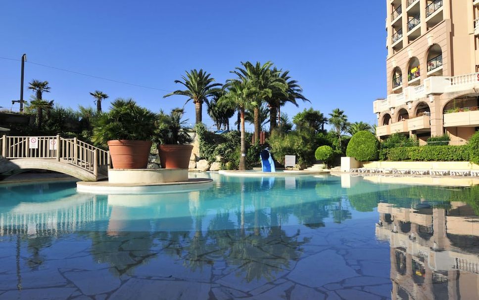 สระว่ายน้ำ รูปภาพ