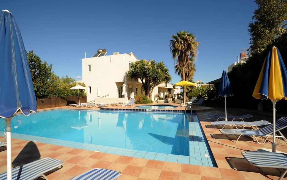 สระว่ายน้ำ รูปภาพ