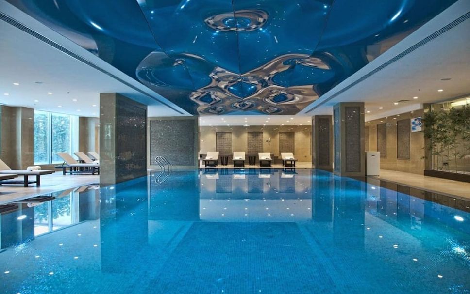 สระว่ายน้ำ รูปภาพ