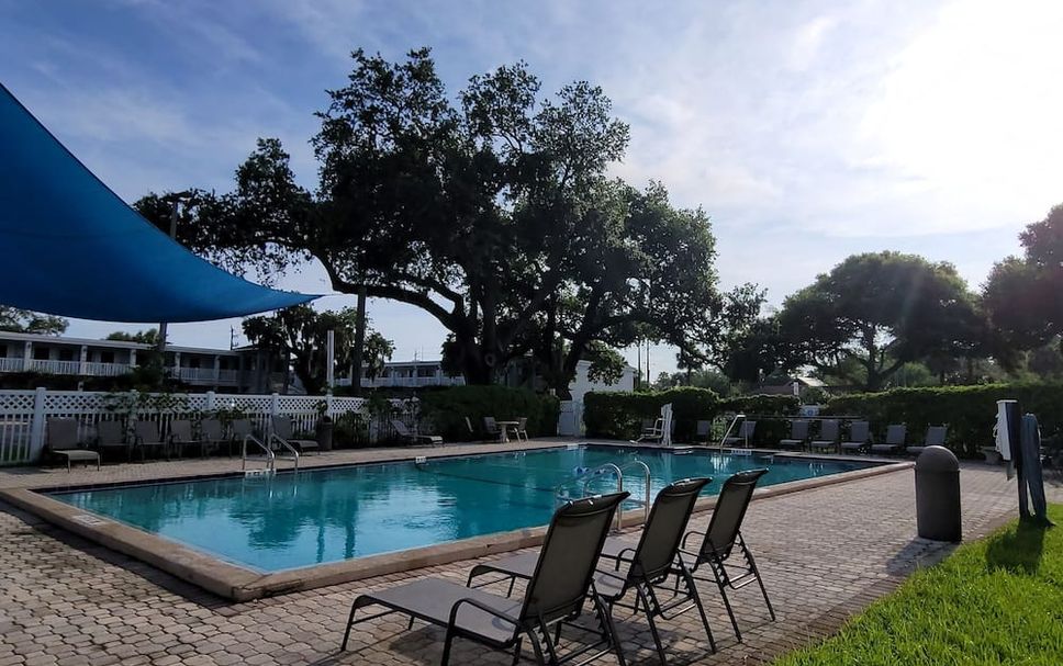 สระว่ายน้ำ รูปภาพ